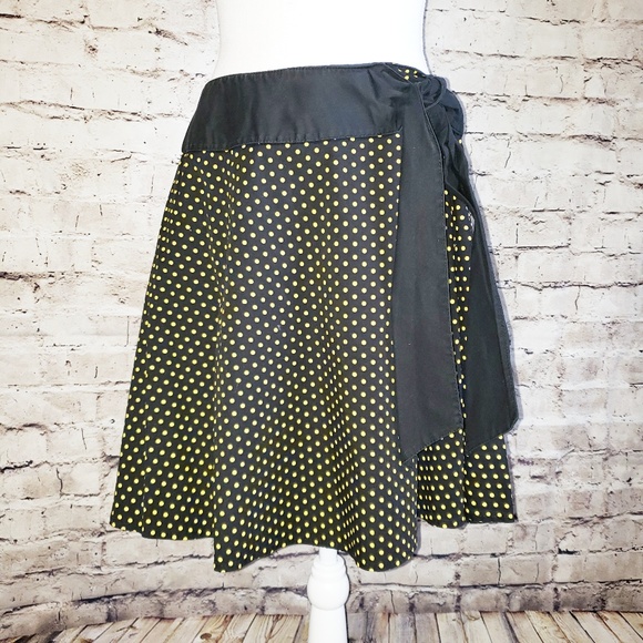 Vintage 90s  Beauty  Fiend Yellow Polka Dot on Black Short Skirt - Picture 1 of 6